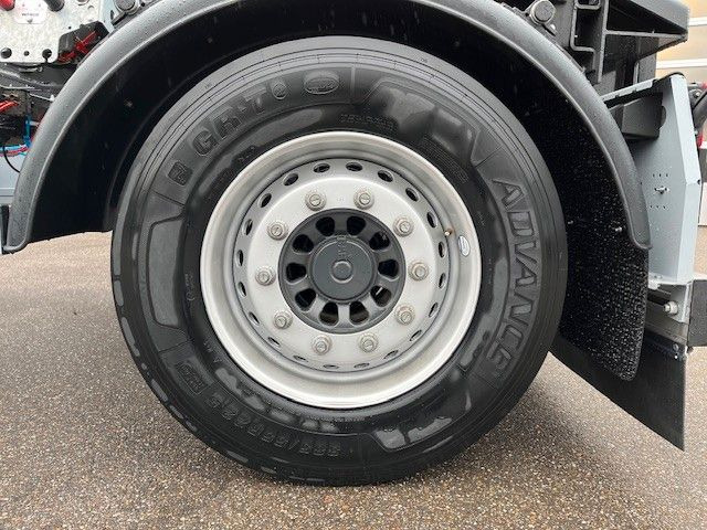 Schlittenanhänger 18 S Schlittenanhänger 18 S - Roll-off/ Skip trailer: picture 3 Schlittenanhänger 18 S Schlittenanhänger 18 S - Roll-off/ Skip trailer: picture 3