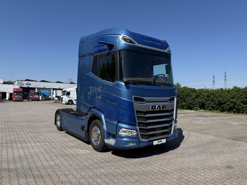 DAF FT XG 530 BLAU METALLIC Limited Edition - Tractor unit: picture 2 DAF FT XG 530 BLAU METALLIC Limited Edition - Tractor unit: picture 2