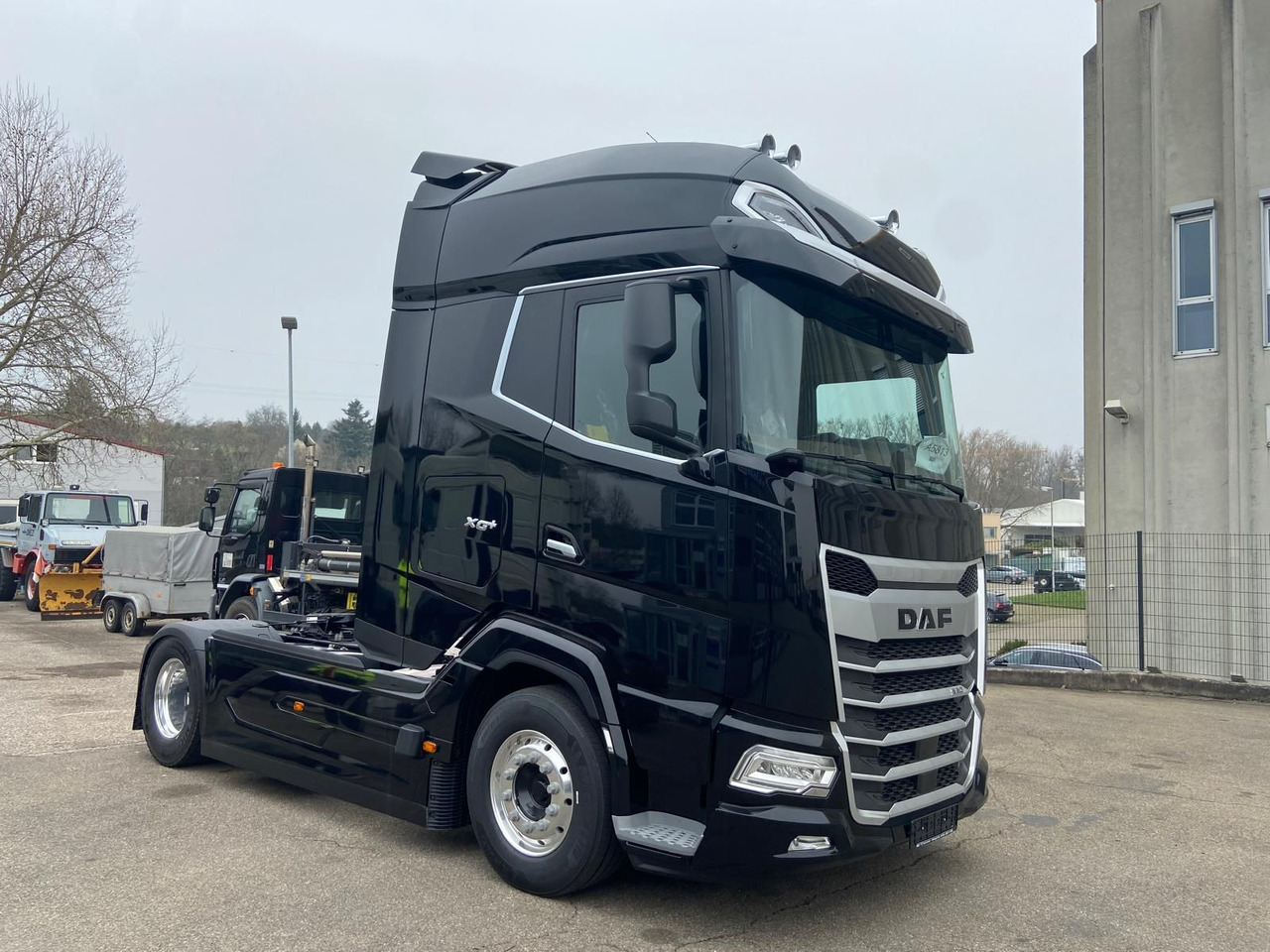 DAF XG+ 530 FT Edition Black DAF XG 530 FT Edition Black - Tractor unit: picture 2 DAF XG+ 530 FT Edition Black DAF XG 530 FT Edition Black - Tractor unit: picture 2