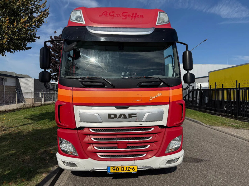 DAF CF 410 2017 only 775.000 km - Tractor unit: picture 4 DAF CF 410 2017 only 775.000 km - Tractor unit: picture 4