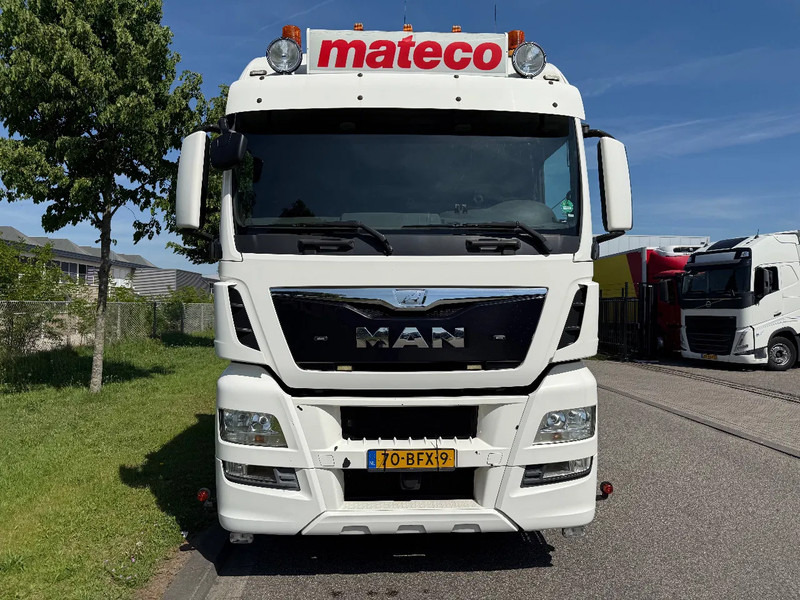 MAN TGX 26.440 6X2 2015 only 533.000 km - Tractor unit: picture 4 MAN TGX 26.440 6X2 2015 only 533.000 km - Tractor unit: picture 4