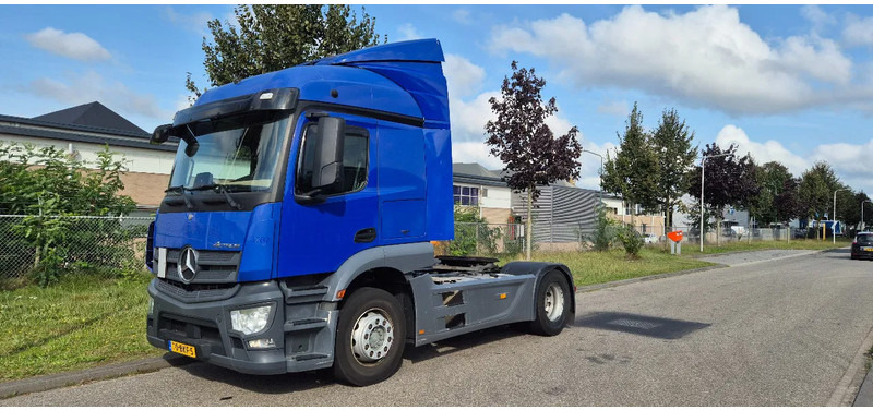 Mercedes-Benz Actros 1833 - Tractor unit: picture 1 Mercedes-Benz Actros 1833 - Tractor unit: picture 1