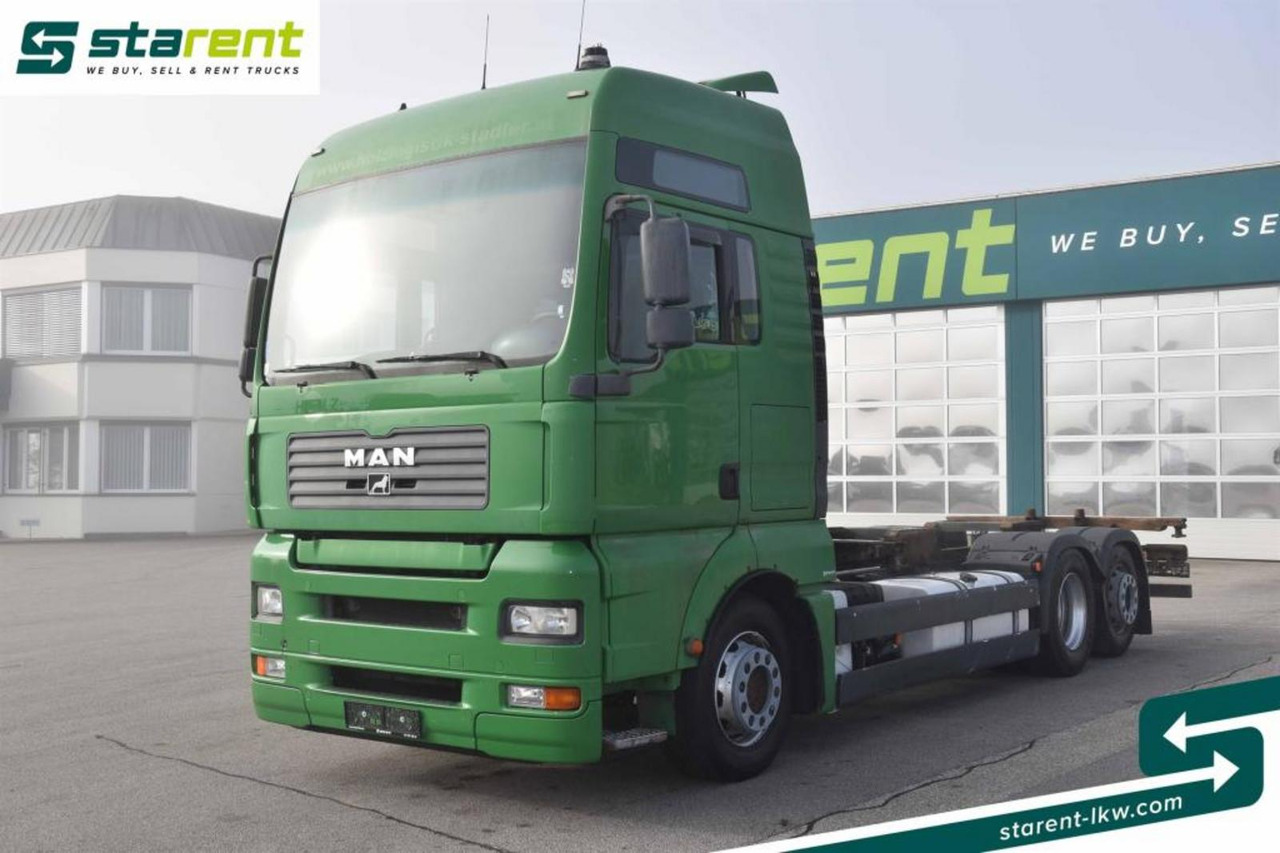 MAN TGX XXL 26.440 6x2 LL BDF 4 - Sitze Achswaage - Container transporter/ Swap body truck: picture 1 MAN TGX XXL 26.440 6x2 LL BDF 4 - Sitze Achswaage - Container transporter/ Swap body truck: picture 1