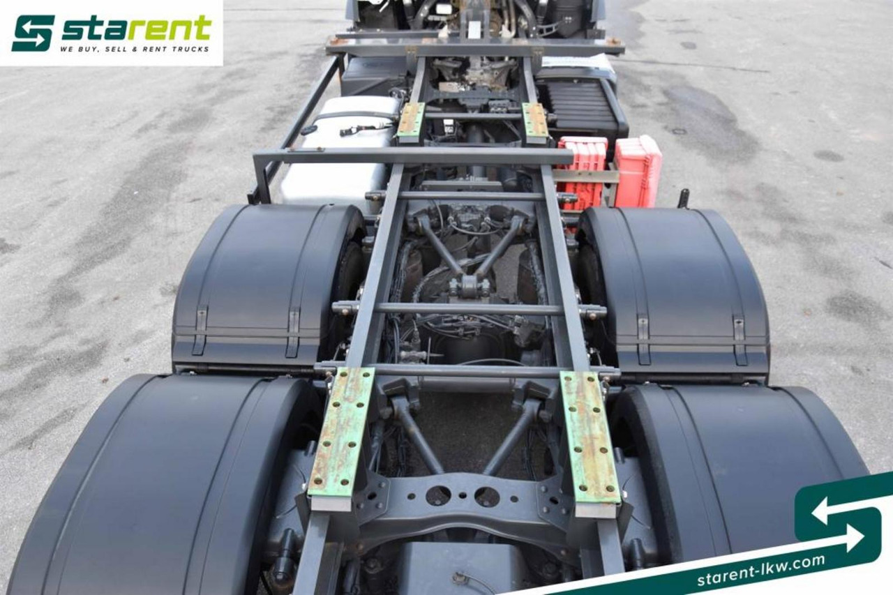 Container transporter/ Swap body truck Mercedes Benz Actros 2645L Retarder Mirror Cam NAVI Liftachse: picture 13