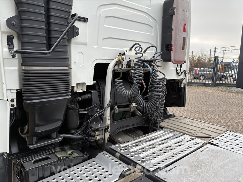 Volvo FH - Tractor unit: picture 5 Volvo FH - Tractor unit: picture 5