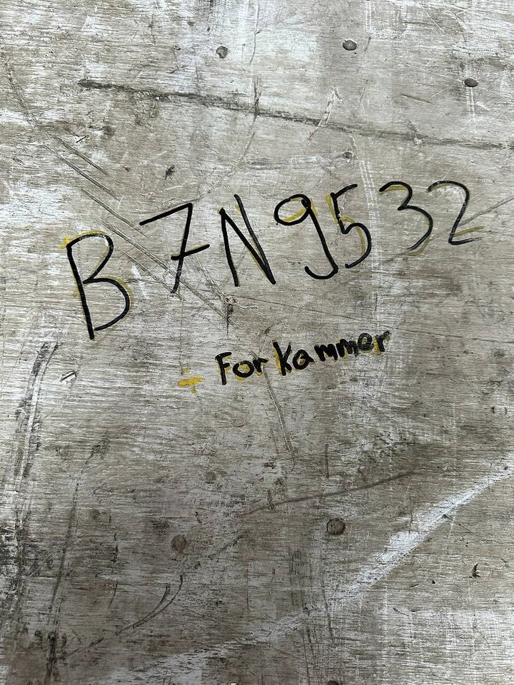 CAT 7N9532 7N-9532 cylinder head - Engine for Construction machinery: picture 5 CAT 7N9532 7N-9532 cylinder head - Engine for Construction machinery: picture 5