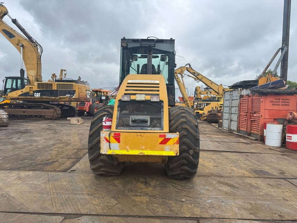 CAT CP 533 E - Compactor: picture 4 CAT CP 533 E - Compactor: picture 4