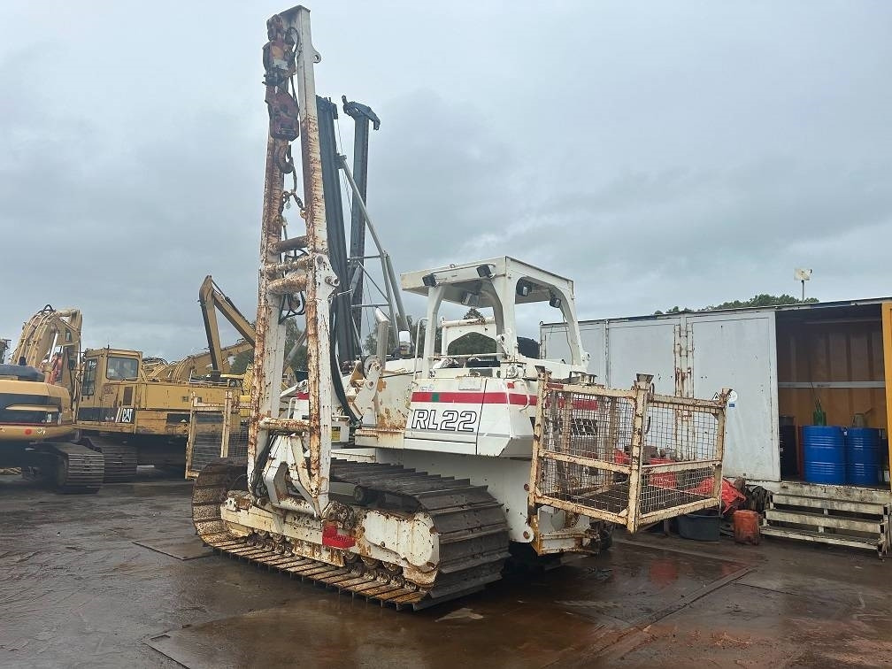 Liebherr RL 22 B - Pipe layer: picture 3 Liebherr RL 22 B - Pipe layer: picture 3