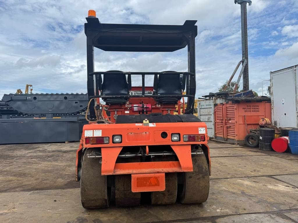 SAKAI GW 750-2 - Pneumatic roller: picture 4 SAKAI GW 750-2 - Pneumatic roller: picture 4