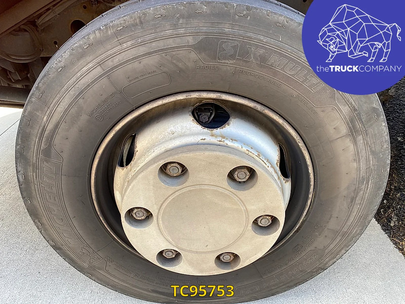 Refrigerator truck Renault Midlum 180: picture 19