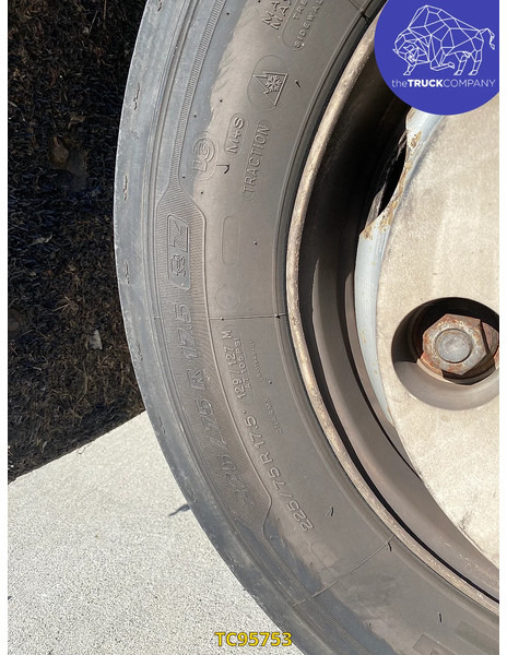 Refrigerator truck Renault Midlum 180: picture 18