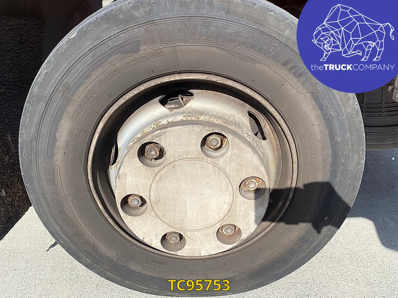 Refrigerator truck Renault Midlum 180: picture 16