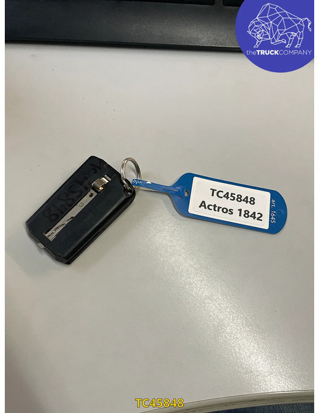 Mercedes-Benz Actros 1842 - Tractor unit: picture 2 Mercedes-Benz Actros 1842 - Tractor unit: picture 2