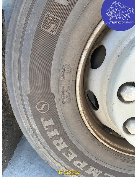 Renault C 430 - Tractor unit: picture 3 Renault C 430 - Tractor unit: picture 3