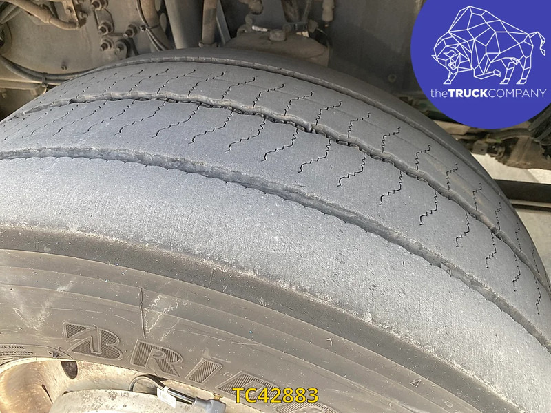 Tractor unit Volvo FH 460: picture 16