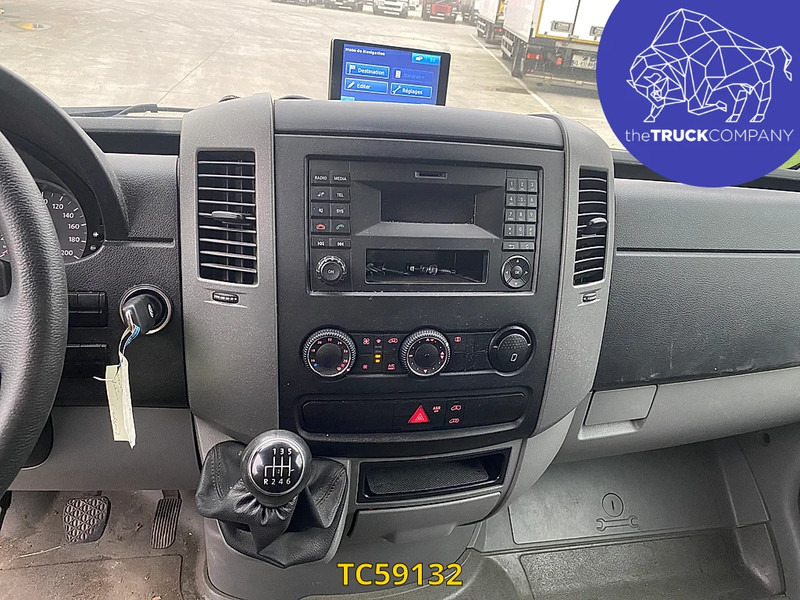 Leasing of Volkswagen Crafter Volkswagen Crafter: picture 9 Leasing of Volkswagen Crafter Volkswagen Crafter: picture 9