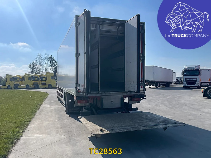 Volvo FM 330 - Refrigerator truck: picture 4 Volvo FM 330 - Refrigerator truck: picture 4