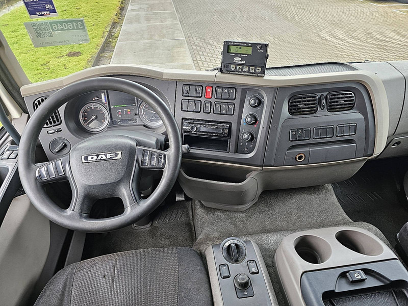 Refrigerator truck DAF LF 310 19T CARRIER LIFT: picture 8