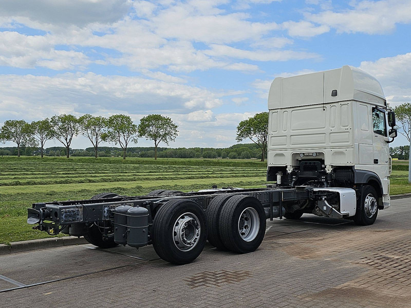 DAF XF 480 SSC 6X2 FAR INTARDER - Cab chassis truck: picture 3 DAF XF 480 SSC 6X2 FAR INTARDER - Cab chassis truck: picture 3