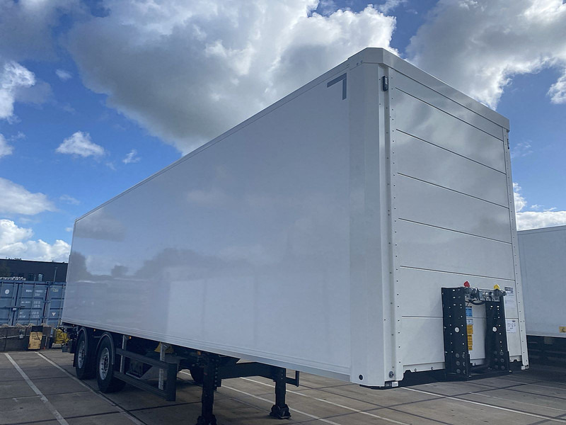KLEYN TRAILERS TFSH 18 KOFFER - Closed box semi-trailer: picture 3 KLEYN TRAILERS TFSH 18 KOFFER - Closed box semi-trailer: picture 3