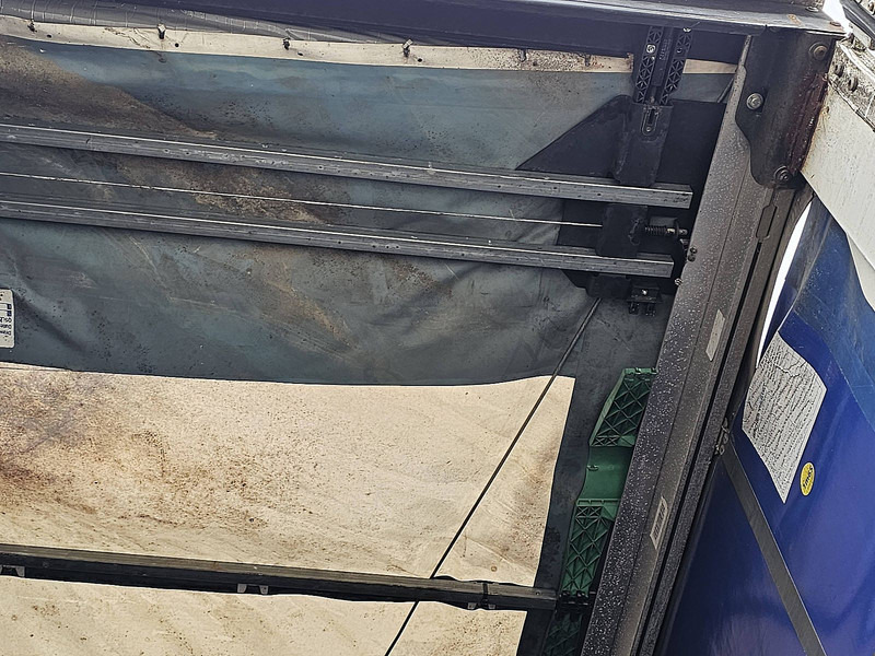 Curtainsider semi-trailer Krone SD27C: picture 11 Curtainsider semi-trailer Krone SD27C: picture 11