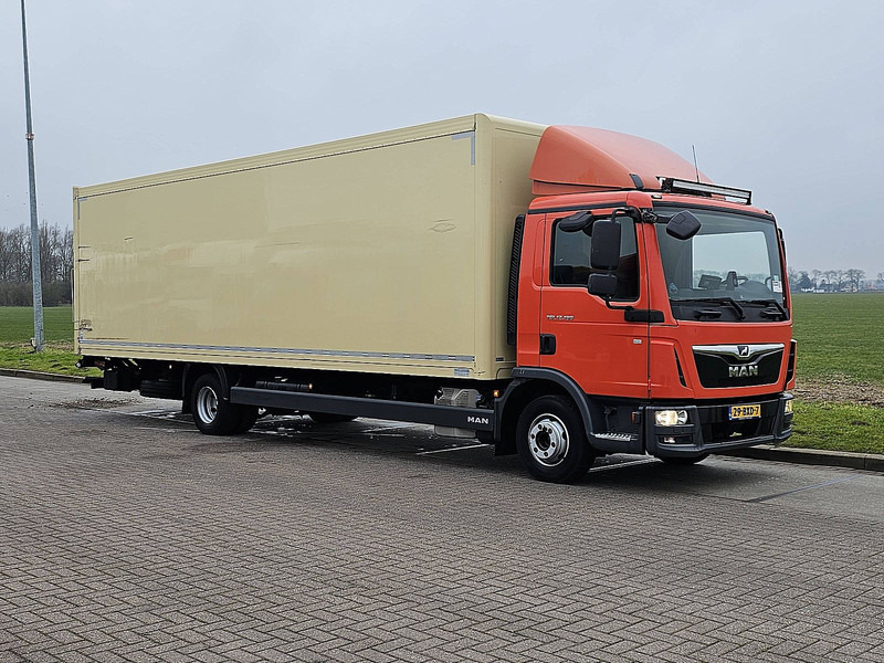 MAN 12.190 TGL - Box truck: picture 5 MAN 12.190 TGL - Box truck: picture 5