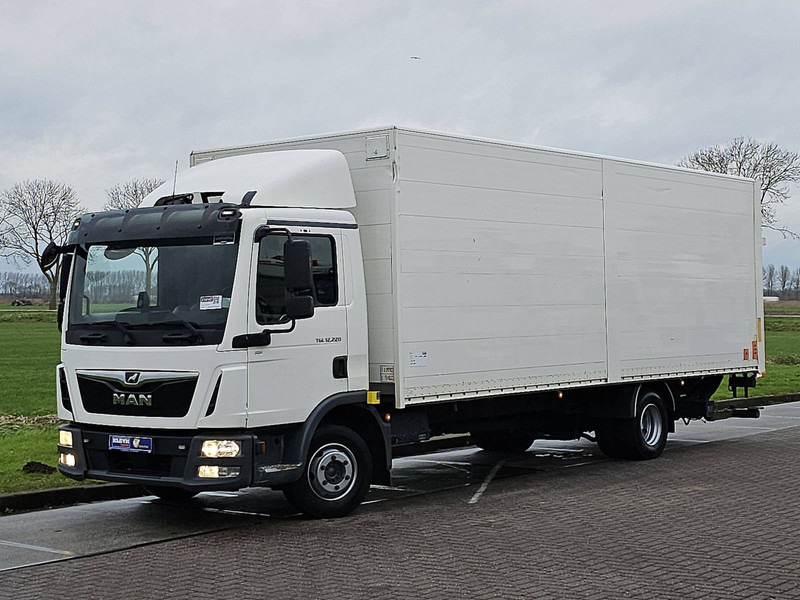 MAN 12.220 TGL BL 2T LIFT AIRCO - Box truck: picture 2 MAN 12.220 TGL BL 2T LIFT AIRCO - Box truck: picture 2