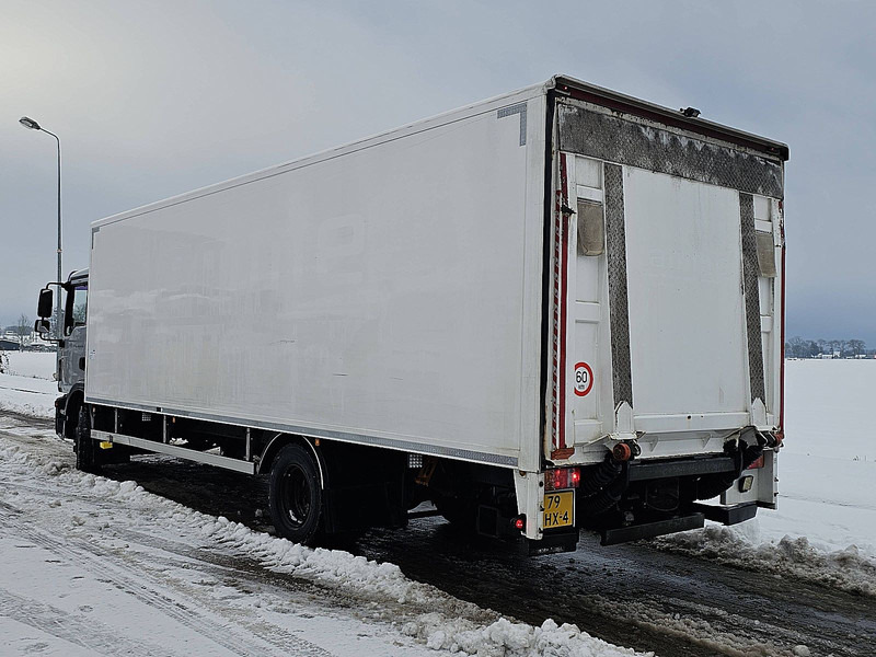 Box truck MAN 12.250 TGM AIRCO TAILLIFT: picture 6 Box truck MAN 12.250 TGM AIRCO TAILLIFT: picture 6