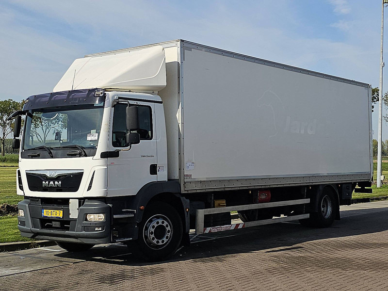 MAN 15.250 TGM - Box truck: picture 2 MAN 15.250 TGM - Box truck: picture 2