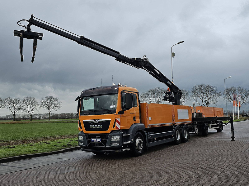 MAN 26.440 TGS - Dropside/ Flatbed truck, Crane truck: picture 2 MAN 26.440 TGS - Dropside/ Flatbed truck, Crane truck: picture 2