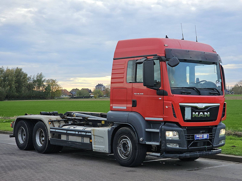 MAN 26.440 TGS - Hook lift truck: picture 5 MAN 26.440 TGS - Hook lift truck: picture 5