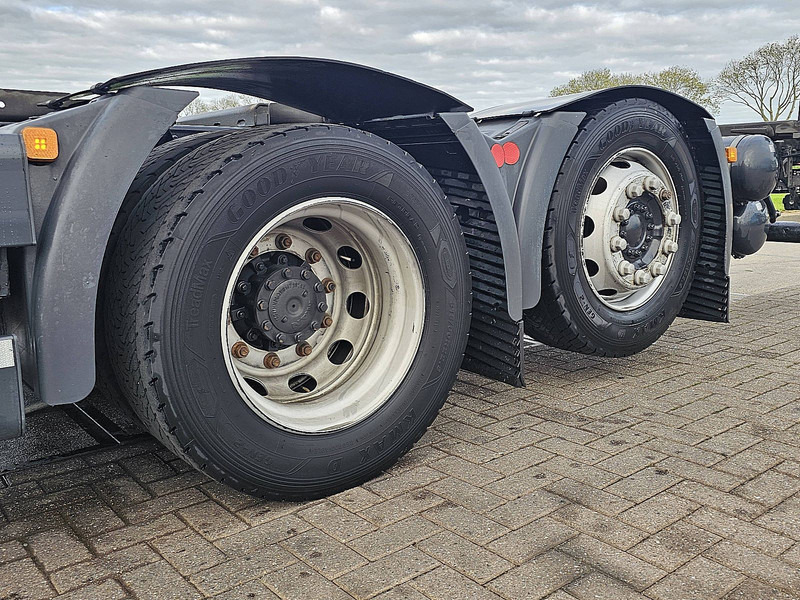 Container transporter/ Swap body truck MAN 26.510 TGX GX 6X2 INTARDER: picture 18 Container transporter/ Swap body truck MAN 26.510 TGX GX 6X2 INTARDER: picture 18