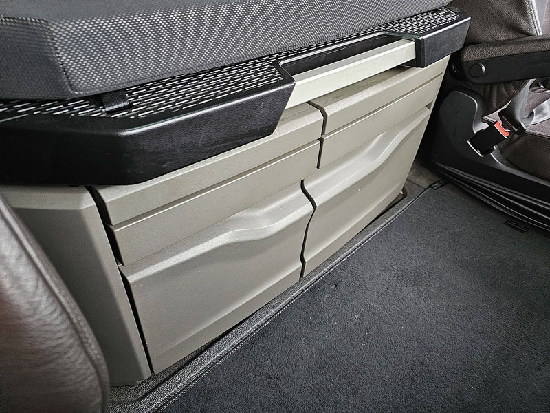 Container transporter/ Swap body truck MAN 26.510 TGX GX 6X2 INTARDER: picture 11 Container transporter/ Swap body truck MAN 26.510 TGX GX 6X2 INTARDER: picture 11