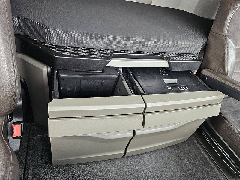 Container transporter/ Swap body truck MAN 26.510 TGX GX 6X2 INTARDER: picture 10 Container transporter/ Swap body truck MAN 26.510 TGX GX 6X2 INTARDER: picture 10