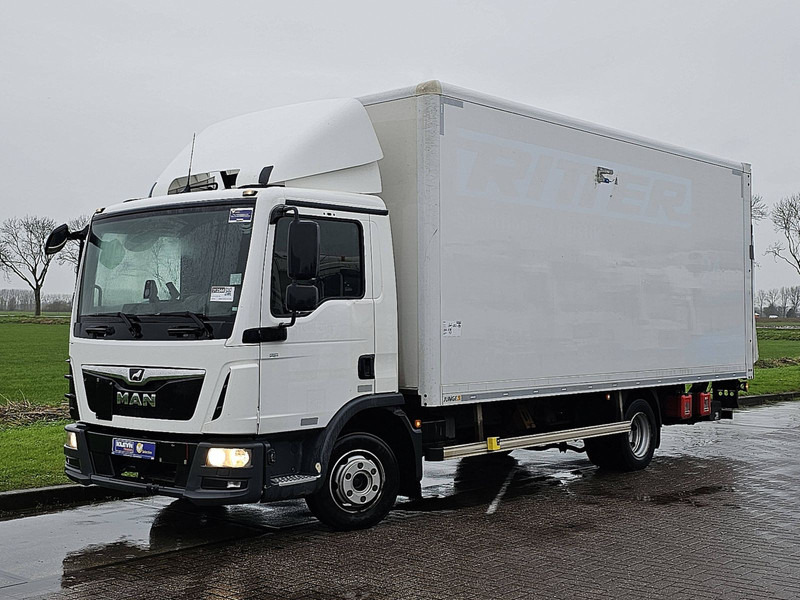 MAN 8.190 TGL AIRCO AUTOMATIC LIFT - Box truck: picture 2 MAN 8.190 TGL AIRCO AUTOMATIC LIFT - Box truck: picture 2
