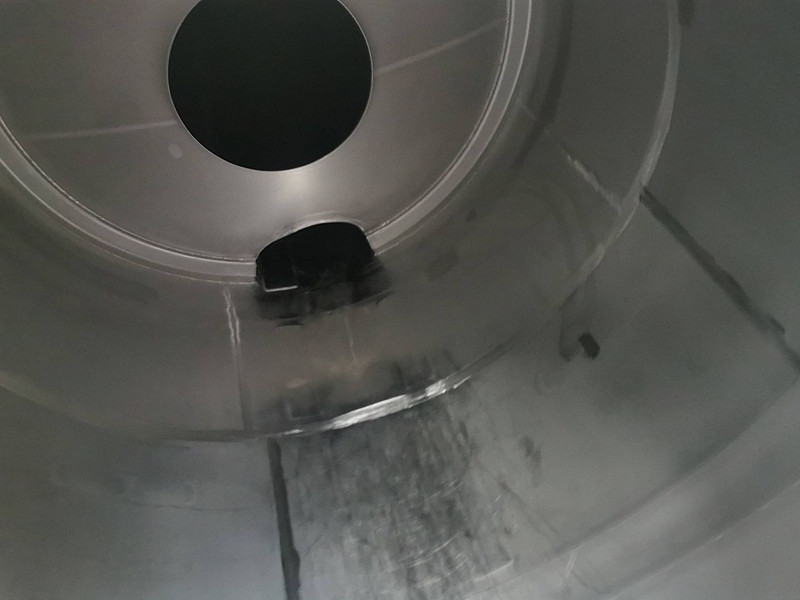 Tank semi-trailer Magyar SR 34 FOODSTUFF PUMP WEBASTO 25M3: picture 6 Tank semi-trailer Magyar SR 34 FOODSTUFF PUMP WEBASTO 25M3: picture 6