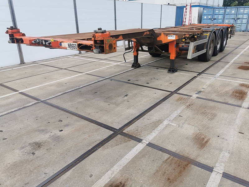 Nooteboom FT 43 03 V lift axle; BPW - Container transporter/ Swap body semi-trailer: picture 1 Nooteboom FT 43 03 V lift axle; BPW - Container transporter/ Swap body semi-trailer: picture 1