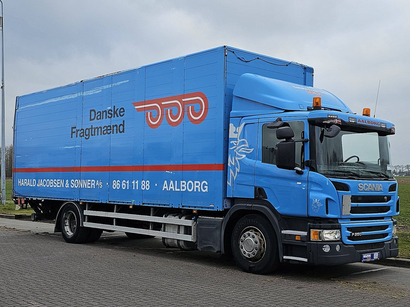 Scania P250 310TKM 2.5T LIFT - Box truck: picture 5 Scania P250 310TKM 2.5T LIFT - Box truck: picture 5