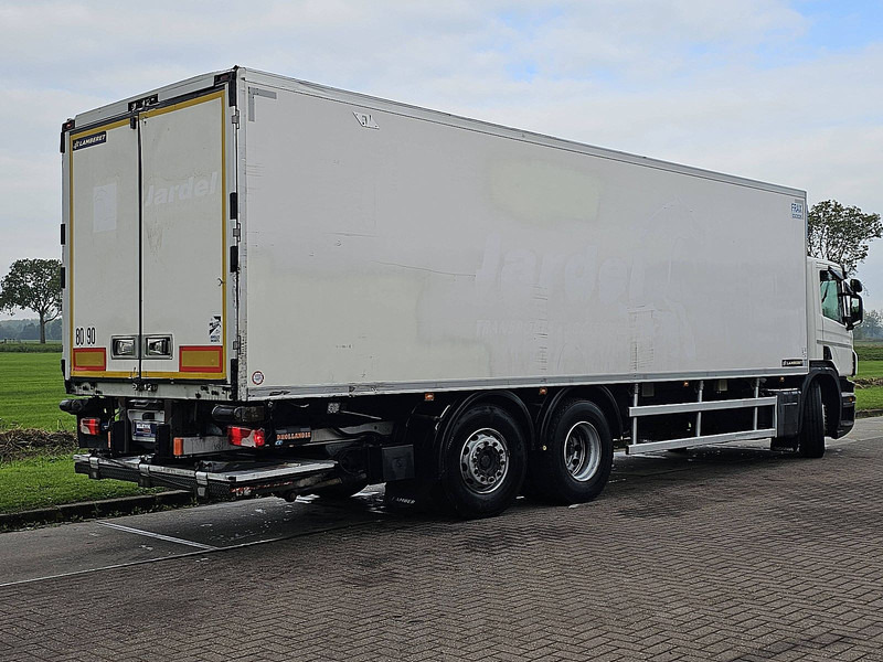 Scania P320 6X2*4 LAMBERET LIFT - Refrigerator truck: picture 3 Scania P320 6X2*4 LAMBERET LIFT - Refrigerator truck: picture 3