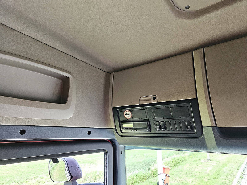 Curtainsider truck Scania R450 6X2*4 RET COMBI LIFT: picture 10