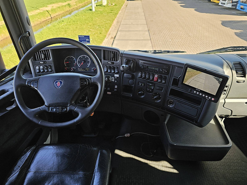 Interior photo 1: Tank truck Scania R480 6X4 WATER 18600 LTR Interior photo 1: Tank truck Scania R480 6X4 WATER 18600 LTR