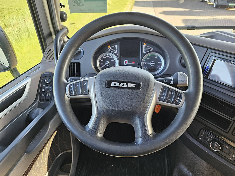 Tractor unit DAF XF 480 SSC 2X TANK: picture 9