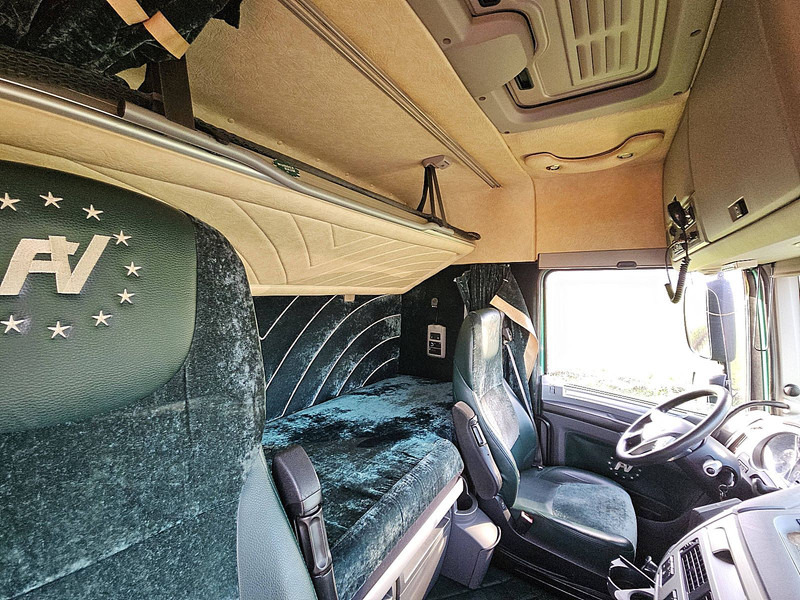 Tractor unit DAF XF 510 6X2 FTG SPACECAB: picture 15