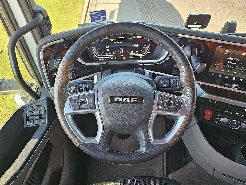 Tractor unit DAF XG+ 530: picture 11