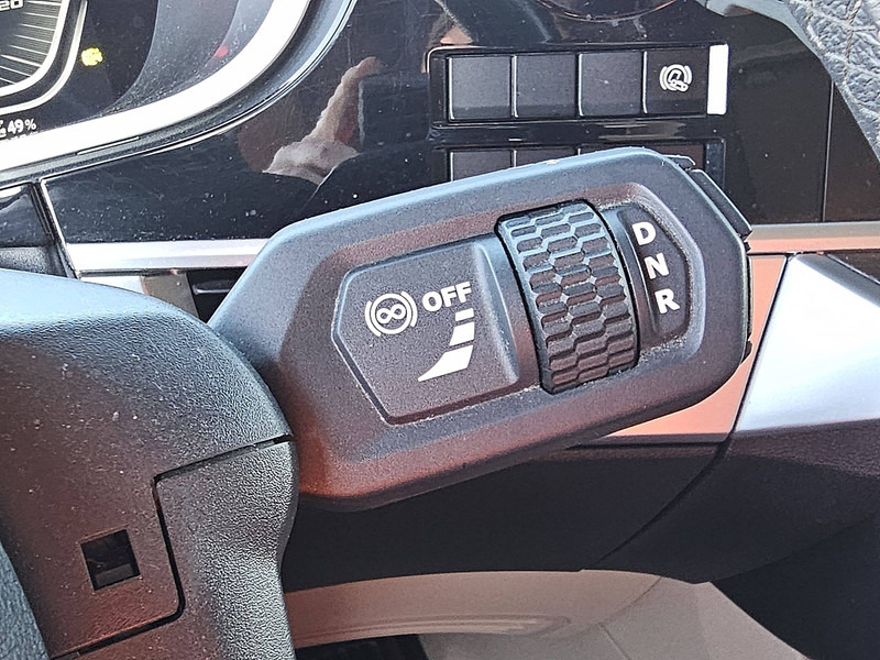 Tractor unit DAF XG+ 530: picture 12