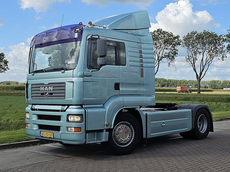MAN 18.350 TGA NL-TRUCK L-CAB BED - Tractor unit: picture 2 MAN 18.350 TGA NL-TRUCK L-CAB BED - Tractor unit: picture 2