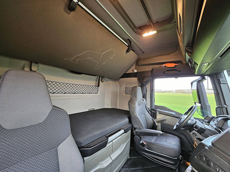 Tractor unit MAN 26.470 TGX TG3 GM 6X2/2 BL: picture 15