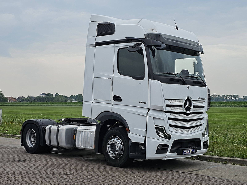 Mercedes-Benz ACTROS 1845 LS BIGSPACE LED 2X TANK - Tractor unit: picture 5 Mercedes-Benz ACTROS 1845 LS BIGSPACE LED 2X TANK - Tractor unit: picture 5