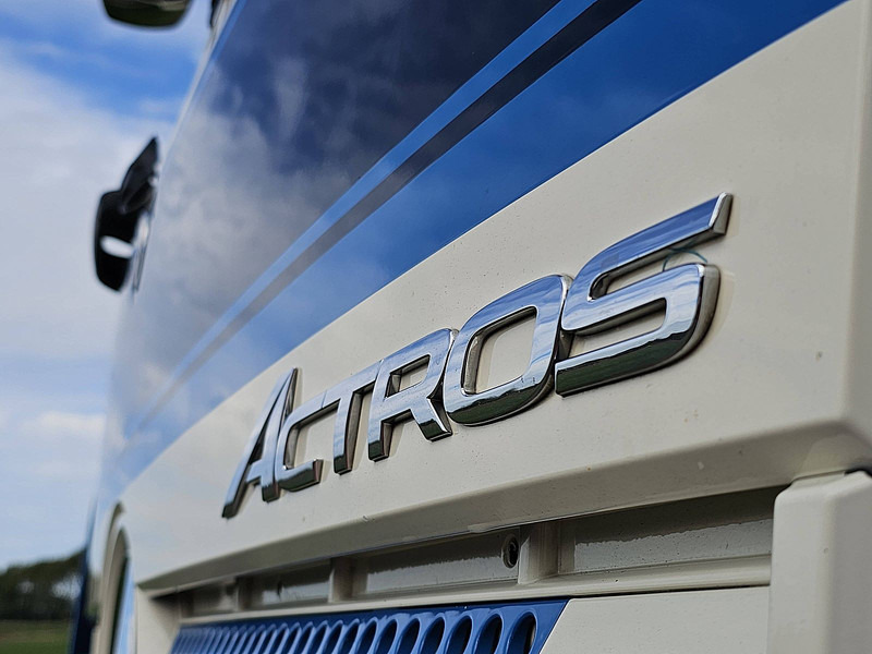 Tractor unit Mercedes-Benz ACTROS 1845 LS: picture 18