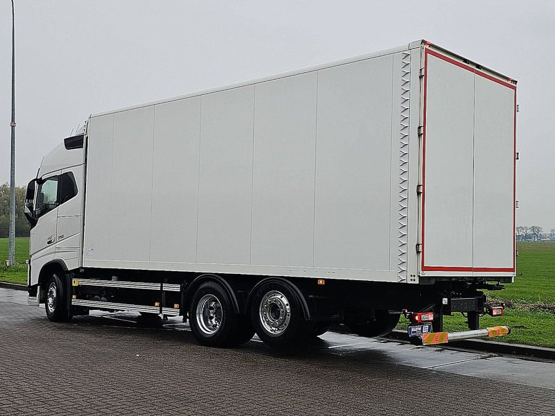 Leasing of Volvo FH 16.750 6X2*4 4 SEATS 154TKM Volvo FH 16.750 6X2*4 4 SEATS 154TKM: picture 6